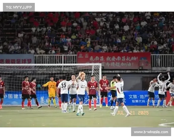 江苏苏超联赛草根球员占比95% 亲民票价激活全省文旅消费助力体育产业发展